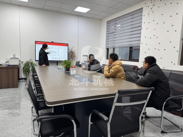 客戶實(shí)地驗(yàn)連續(xù)炭化爐,性能獲贊推進(jìn)合作